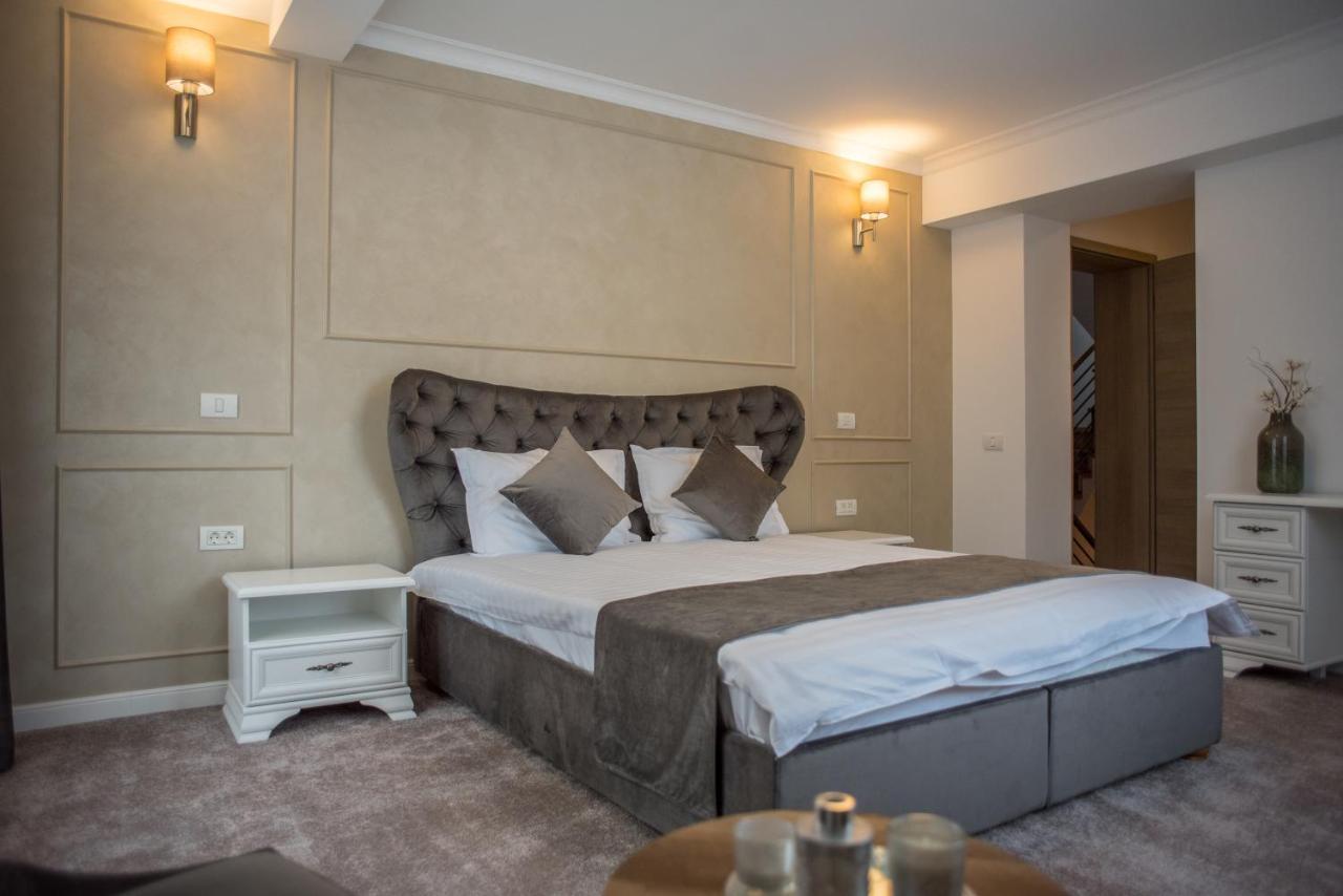 Boga Rooms Sinaia Buitenkant foto