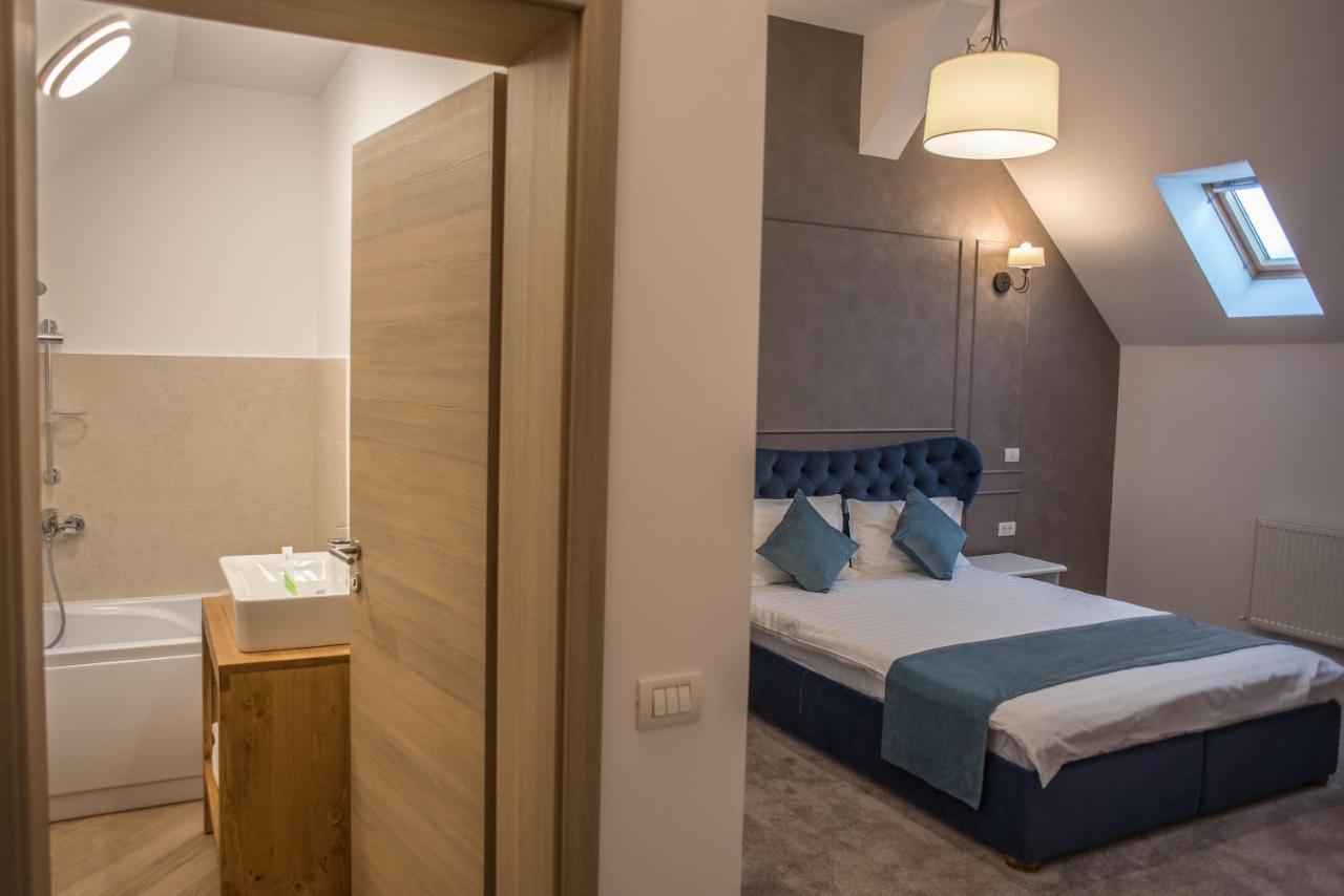 Boga Rooms Sinaia Buitenkant foto