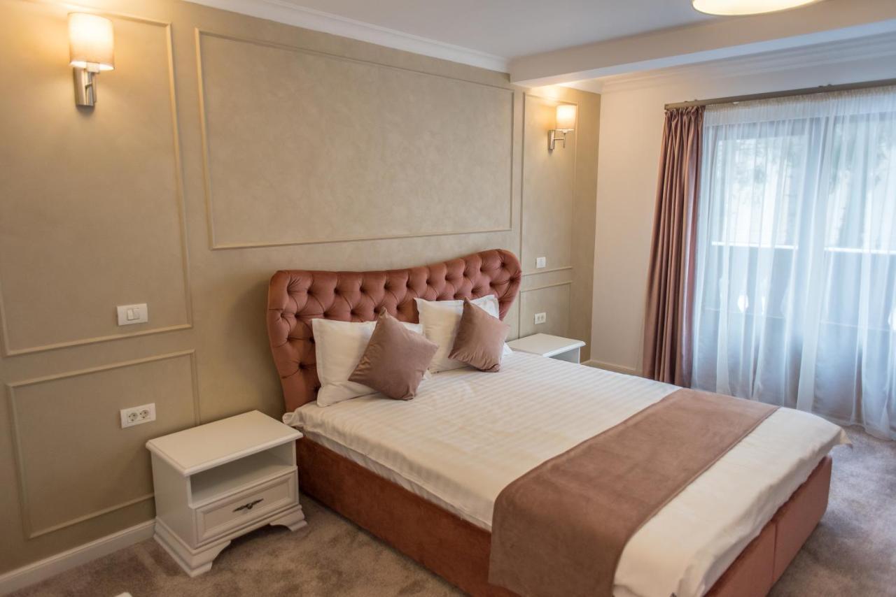 Boga Rooms Sinaia Buitenkant foto