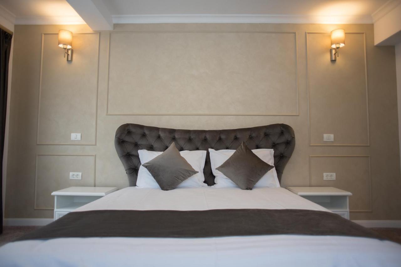 Boga Rooms Sinaia Buitenkant foto