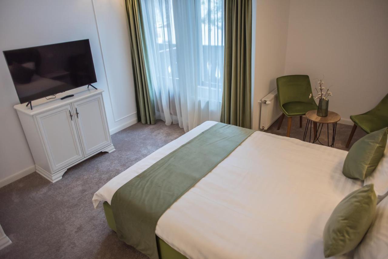 Boga Rooms Sinaia Buitenkant foto
