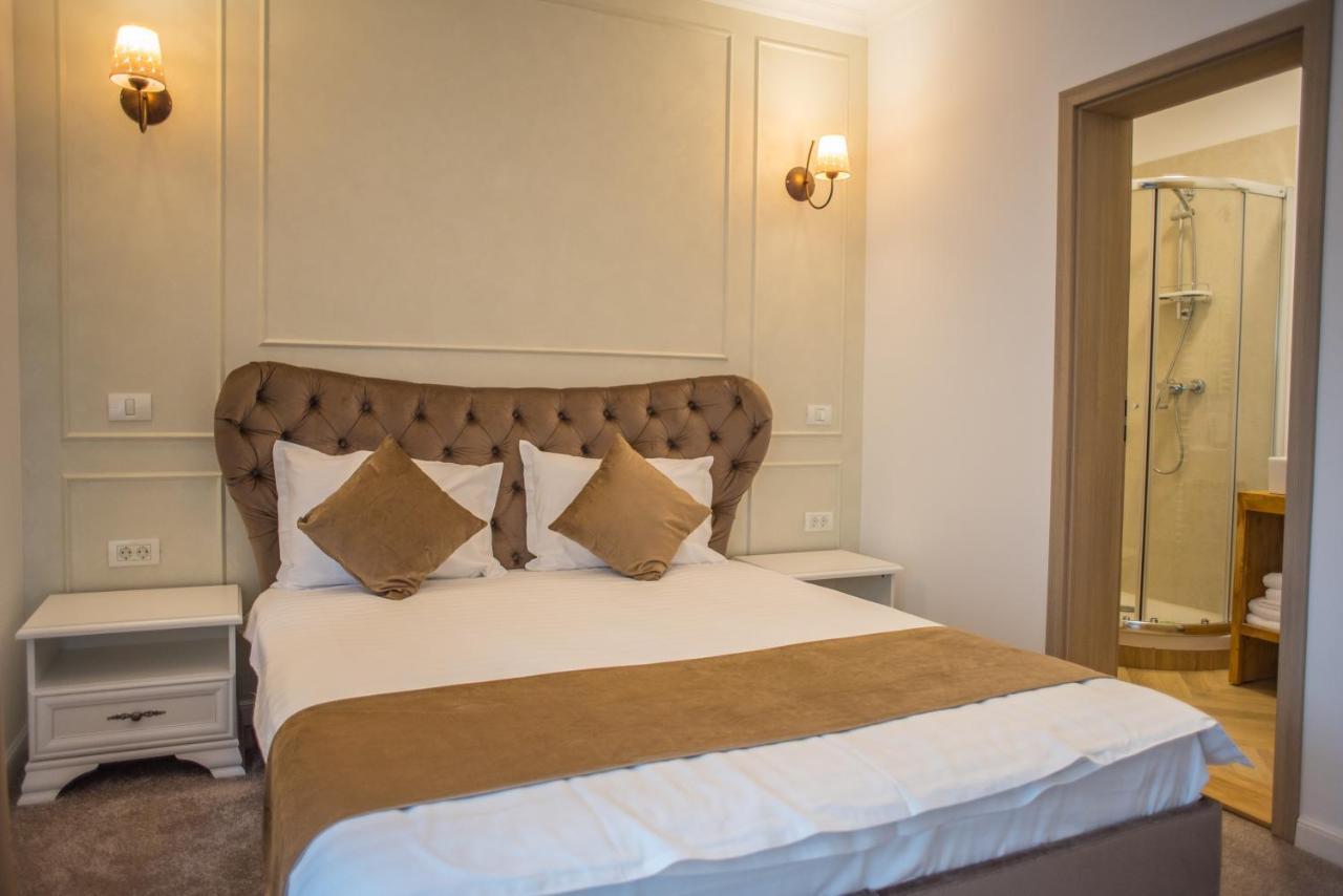 Boga Rooms Sinaia Buitenkant foto