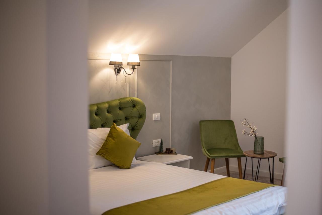Boga Rooms Sinaia Buitenkant foto