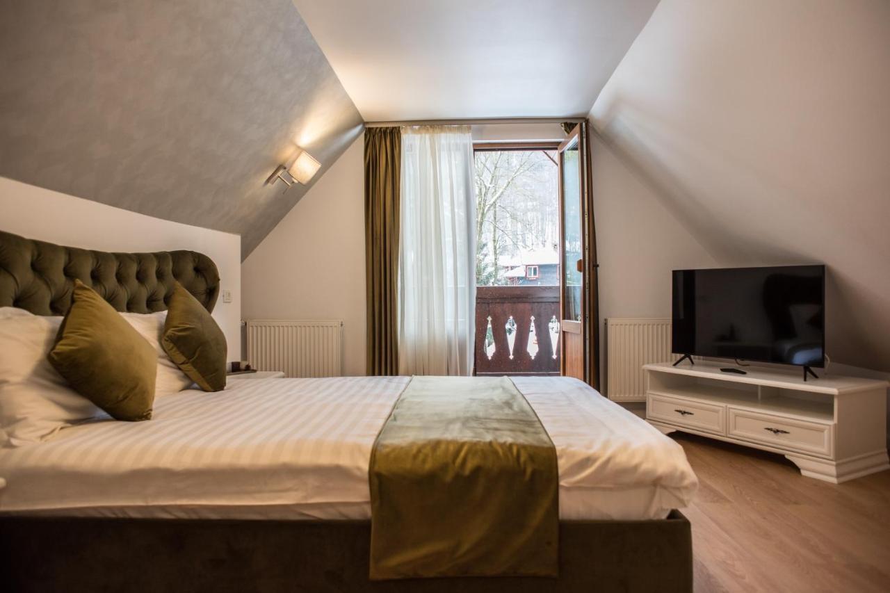 Boga Rooms Sinaia Buitenkant foto